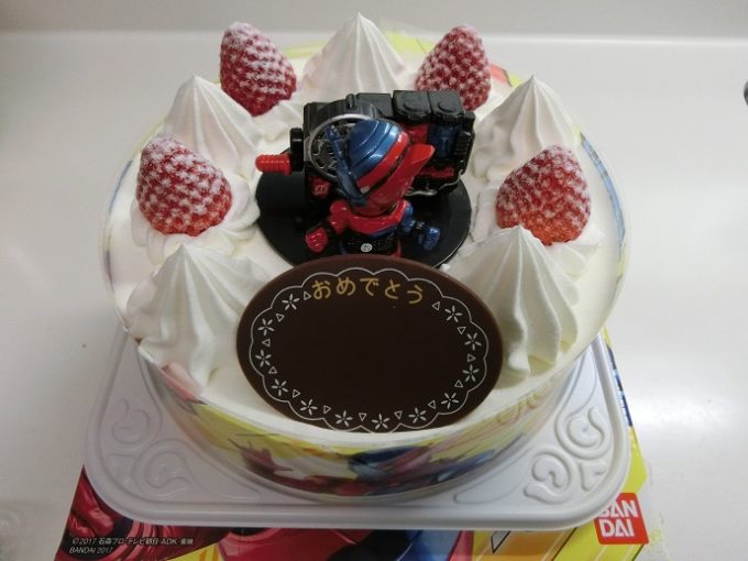 子供　誕生日ケーキ　キャラデコ　バンダイ