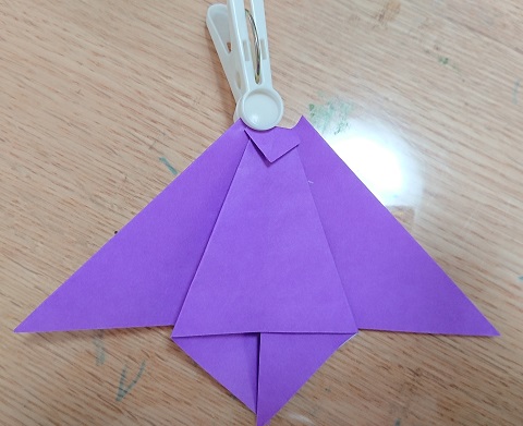ハロウィン折り紙 コウモリの簡単な折り方 作り方 かわいい飾り付け 30代からの簡単糖質ダイエット ときどき豆知識