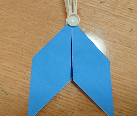 ハロウィン折り紙 コウモリの簡単な折り方 作り方 かわいい飾り付け 30代からの簡単糖質ダイエット ときどき豆知識